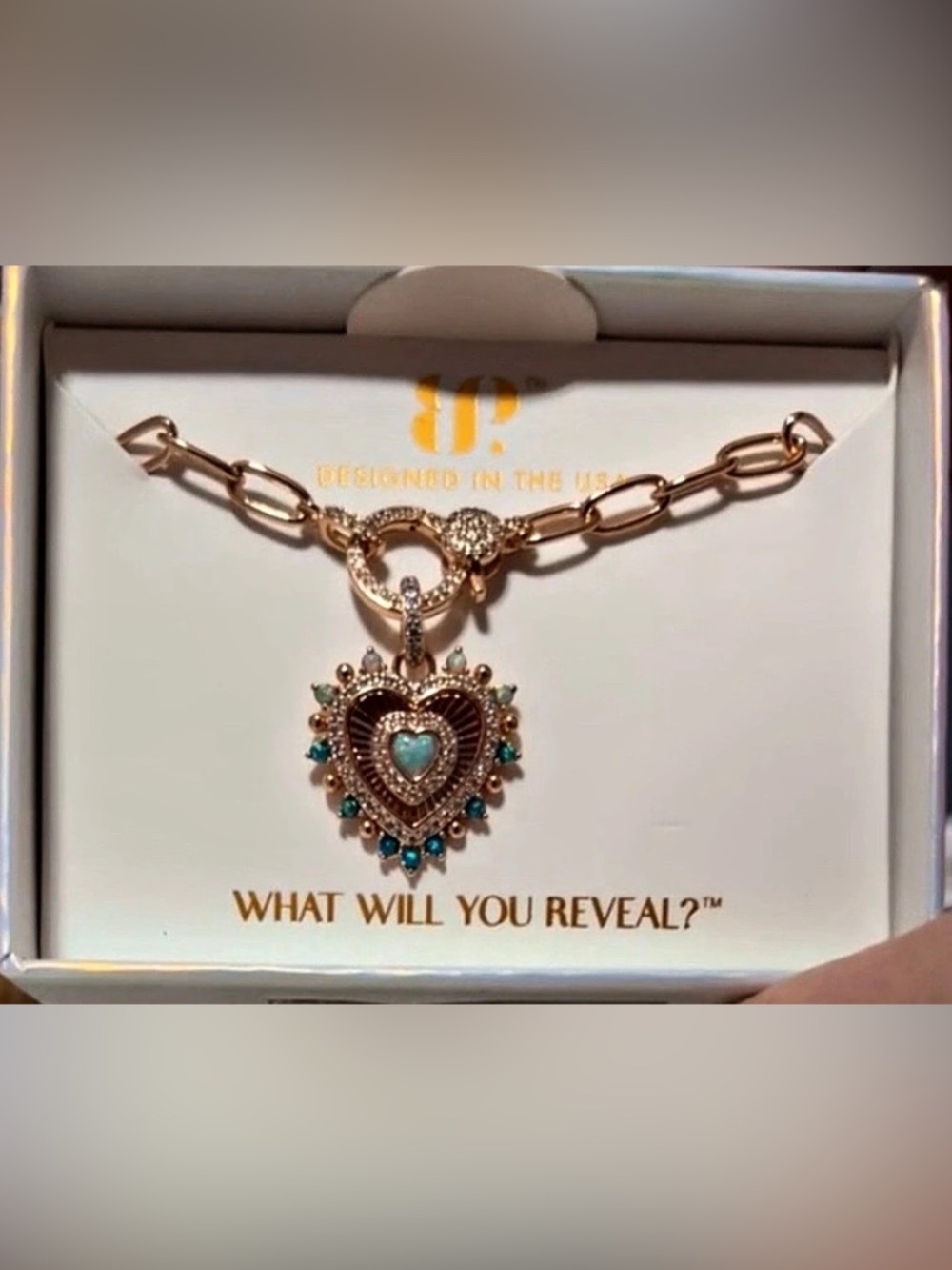 Bomb Party October 2026 Heart Necklace “The It Girl”